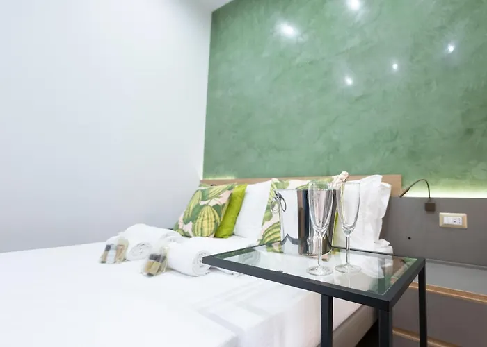Nocleg ze śniadaniem Catone Luxury 4*